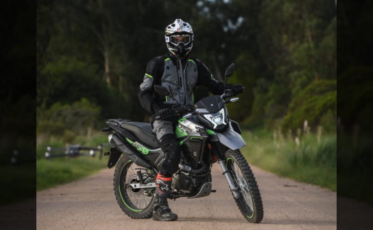 moto on-off economica Zanella ZR 250 