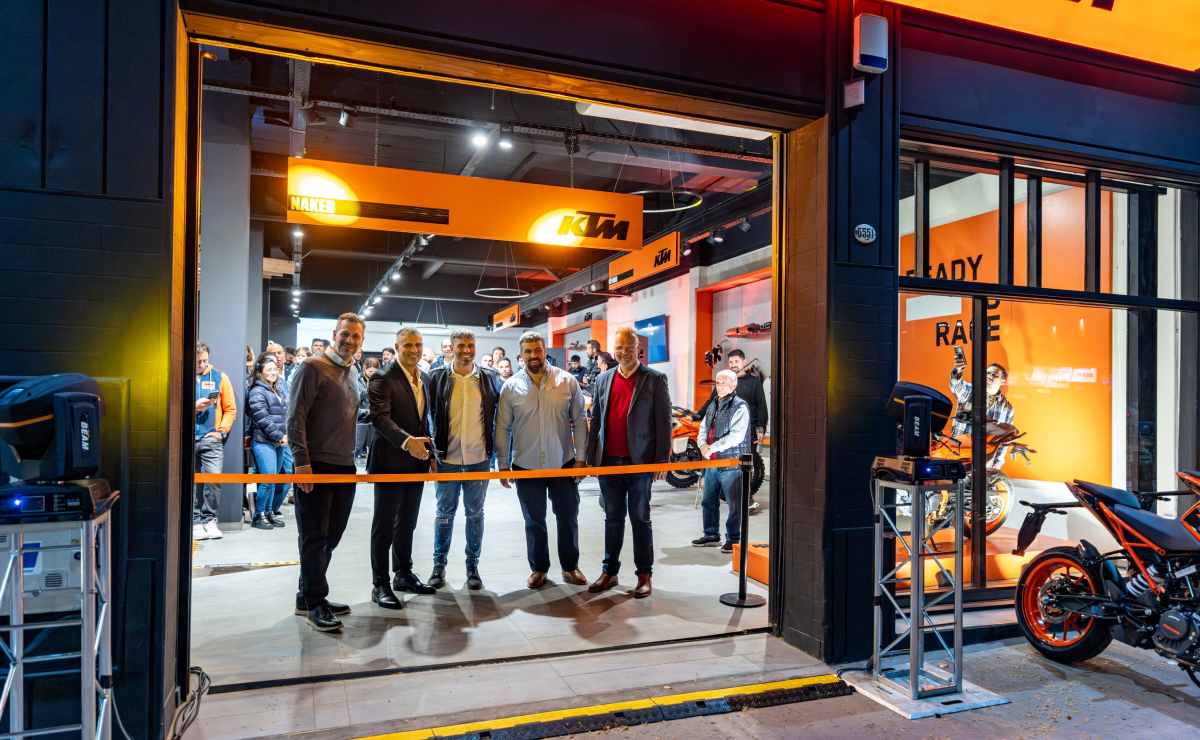 Nuevo Concesionario KTM Villa Urquiza