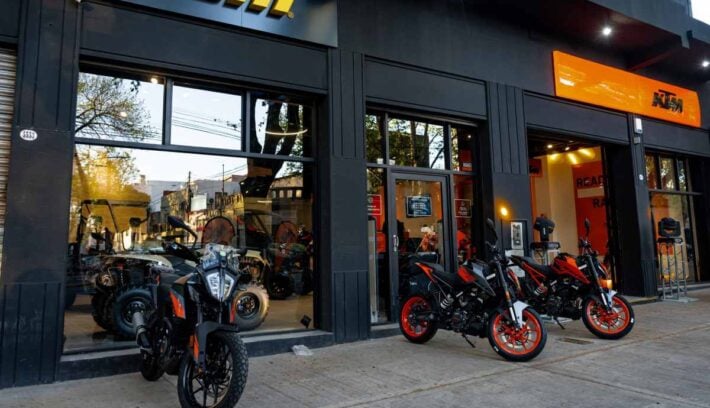 Nuevo Concesionario KTM Villa Urquiza