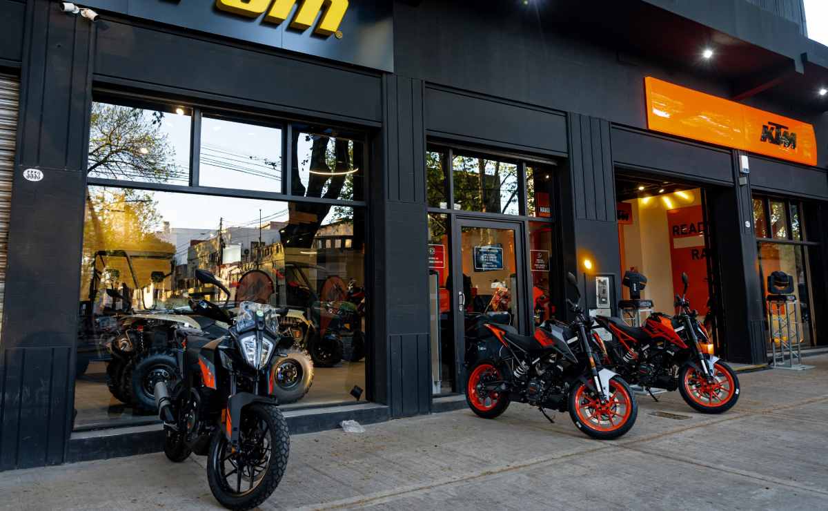 Nuevo Concesionario KTM Villa Urquiza