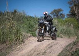 Test Ride Voge DS 800 Rally
