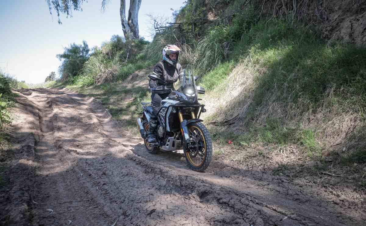 Test Ride Voge DS 800 Rally