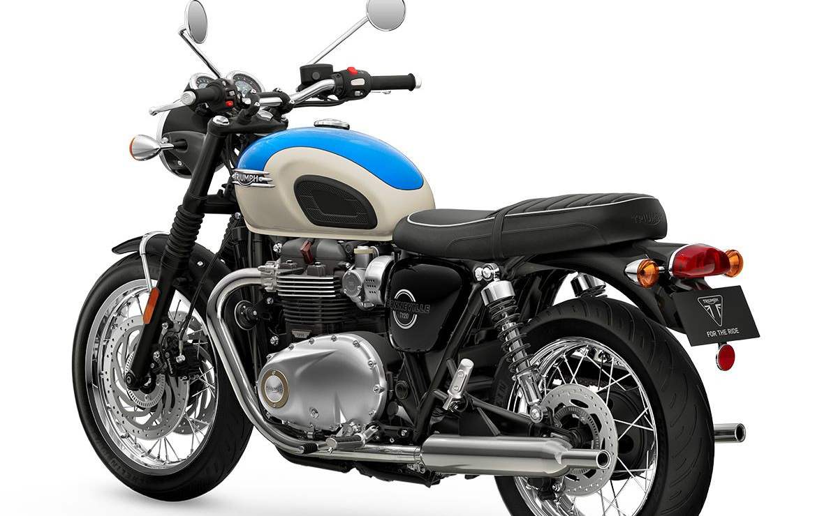 triumph bonneville t100 t120 t120 black 2 Triumph Bonneville T100, T120 y T120 Black