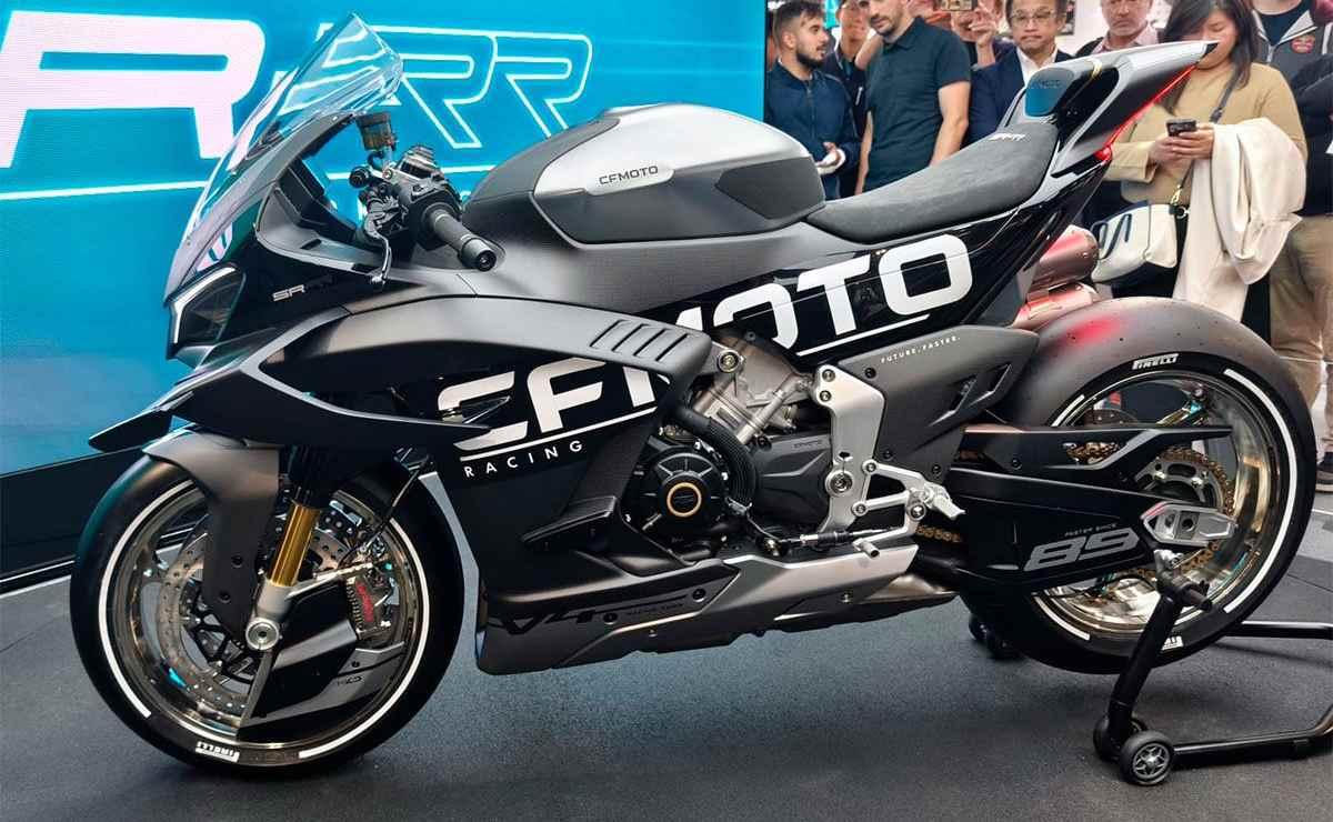 CFMoto V4 SR-RR 
