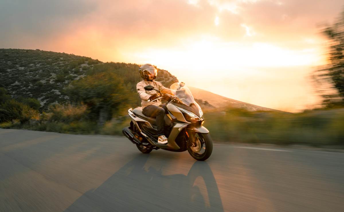 kymco downtown 350 gt Doble lanzamiento de Kymco