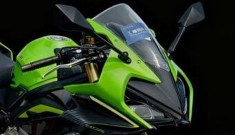 Moto deportiva Cyclone RC700