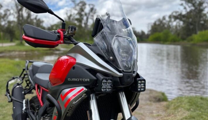 QJMotor SRT 550 SX Test Ride