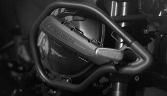 royal enfield himalayan mana black Royal Enfield Himalayan Mana Black