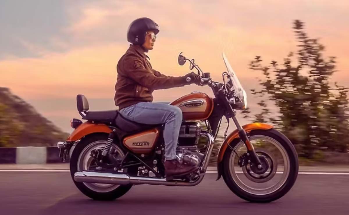 Royal Enfield Meteor 350 Sundowner Orange: En qué se diferencia
