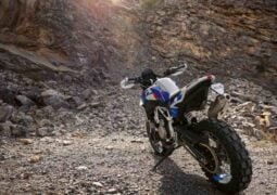 BMW F450 GS moto