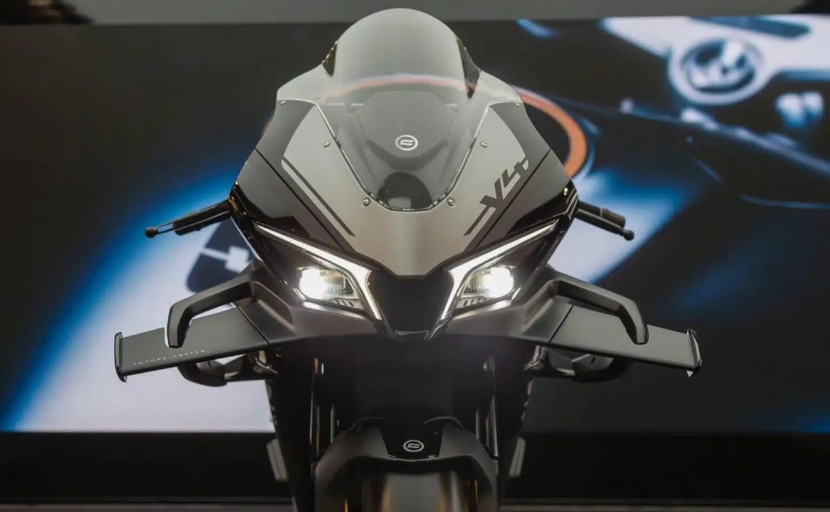 cfmoto v4 sr rr CFMoto V4 SR-RR