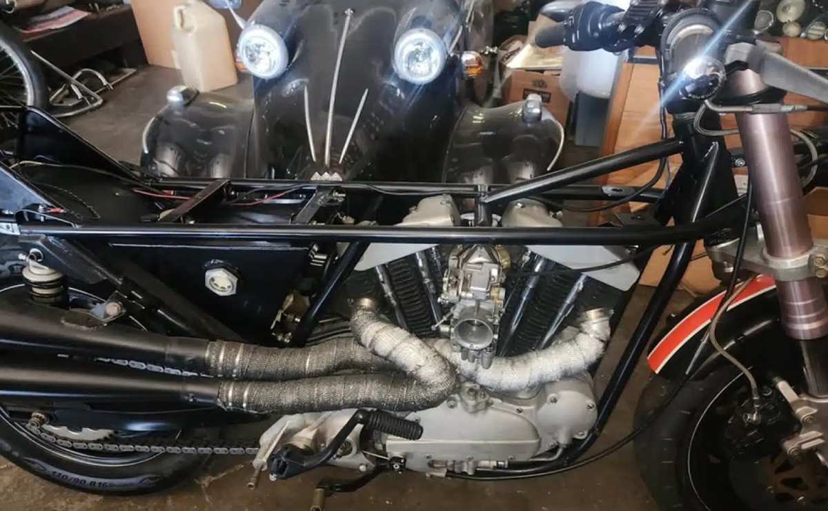 Harley-Davidson XLR 883 "Street Cafe Racer"