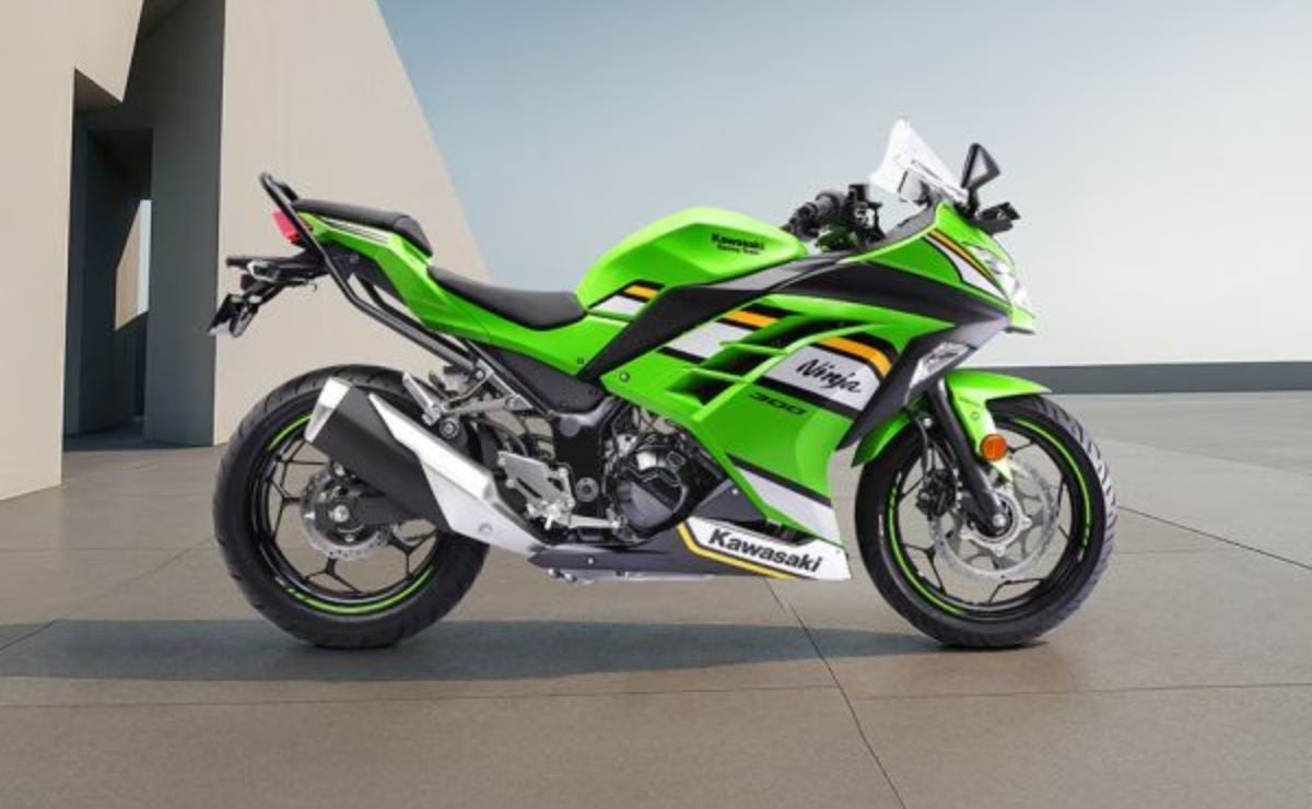 Kawasaki Ninja 300 2025: cómo es la versión más nueva de la deportiva japonesa
