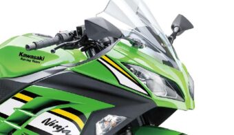 Kawasaki Ninja 300 2025: cómo es la versión más nueva de la deportiva japonesa