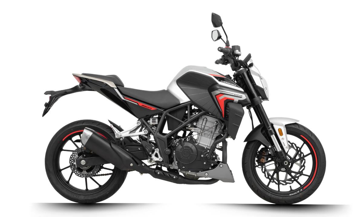 Así se comparan los motores de la Kove 350R y la Yamaha MT-03