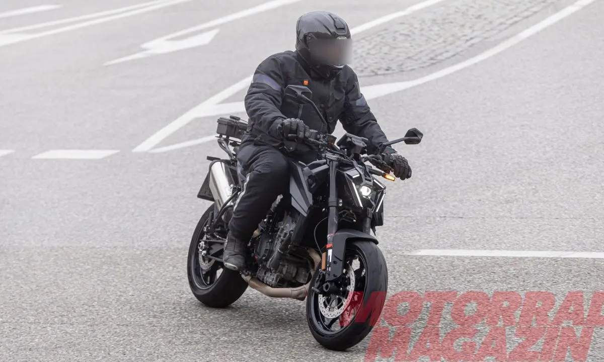 Nueva KTM 790 Duke 2026 pruebas