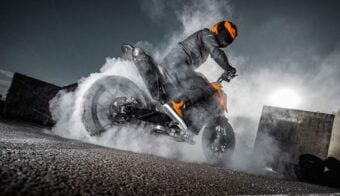 Nueva KTM 790 Duke 2026 pruebas