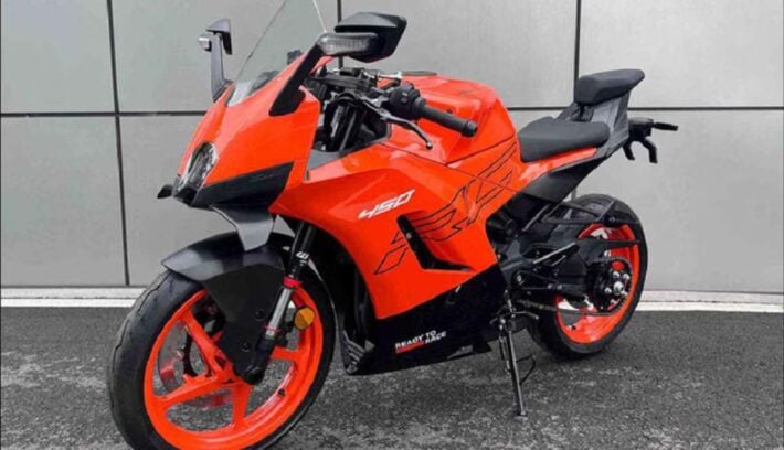 Moto deportiva KTM rc450