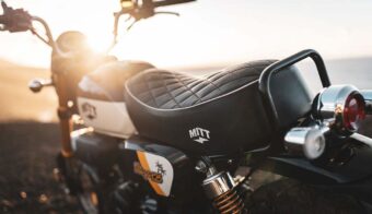 Mitt Ibiza 125 contra Honda Monkey