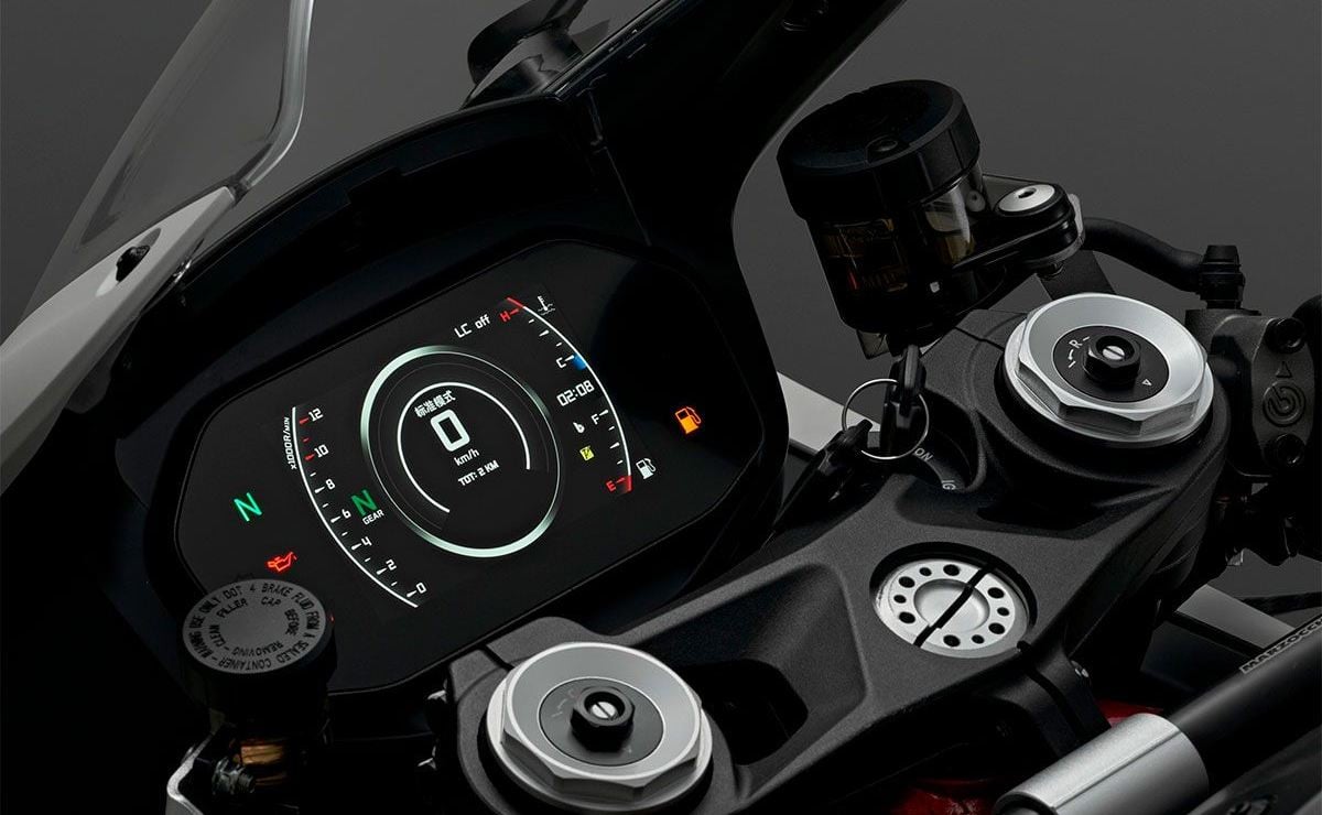 moto qjmotor srk 921 rr QJMotor SRK 921 RR