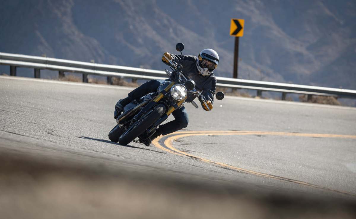 Cómo está equipada la Royal Enfield Bear 650