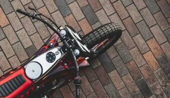 Royal Enfield Guerrilla 450 Carolina Reaper