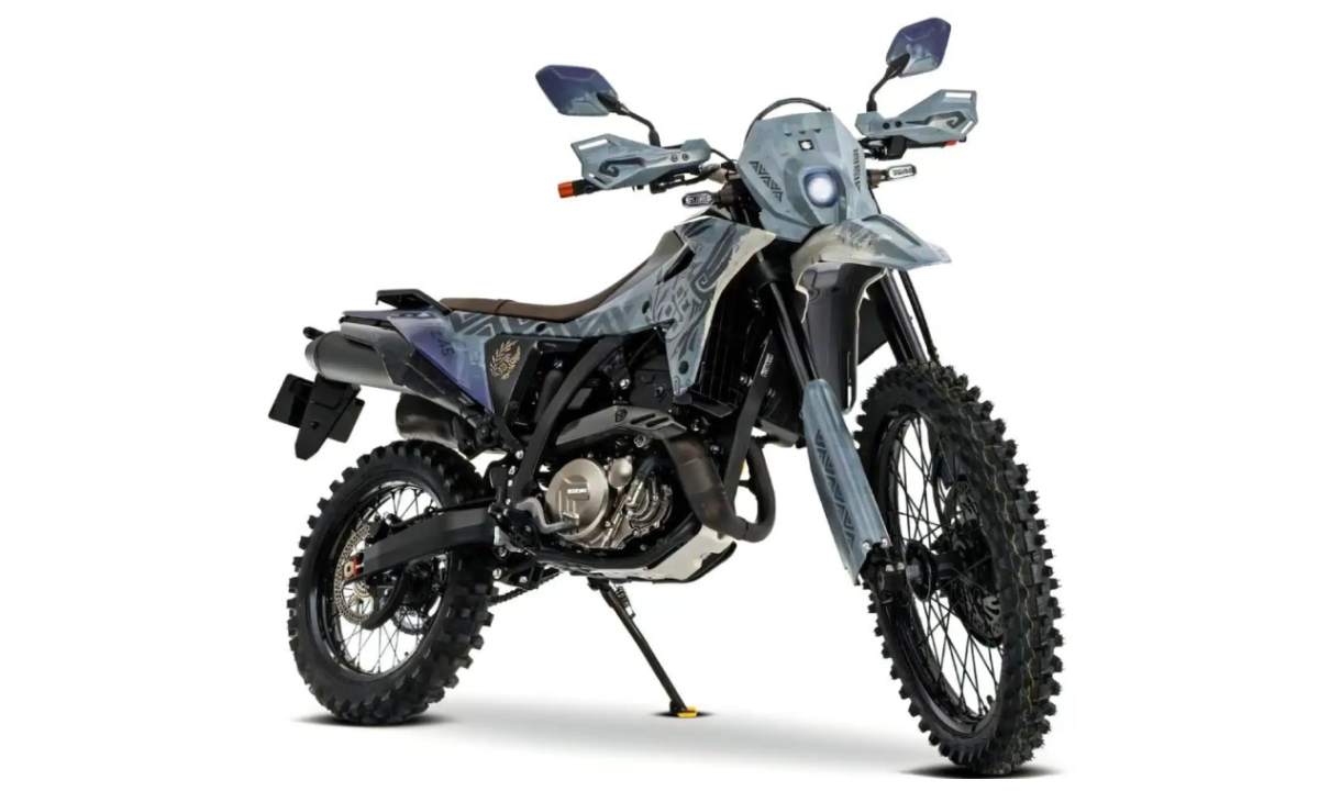 suzuki dr z4s edicion especial 1 Nuevo diseño de la Suzuki DR-Z4S Monster Hunter Wilds Edition