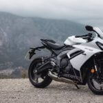 triumph daytona 660 rivales Imagen relacionada