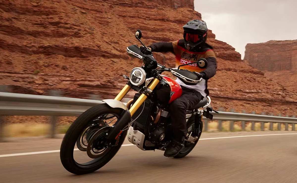 Triumph Scrambler 1200 XE