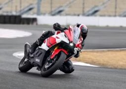 Yamaha R3 Edición Especial del 70.º Aniversario: en qué se diferencia