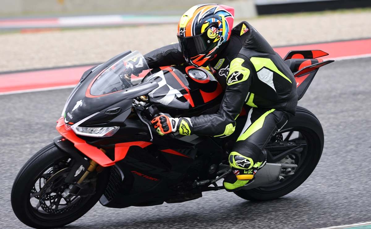 aprilia rsv4 Aprilia RSV4