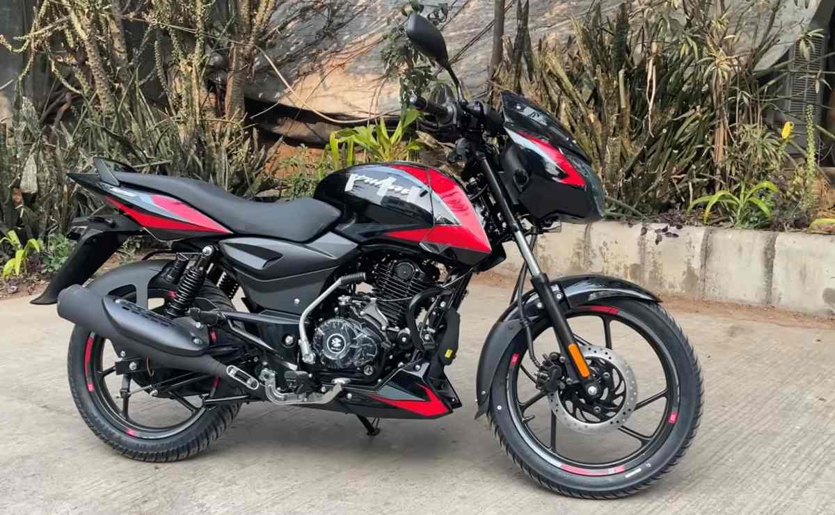 Bajaj Pulsar 125