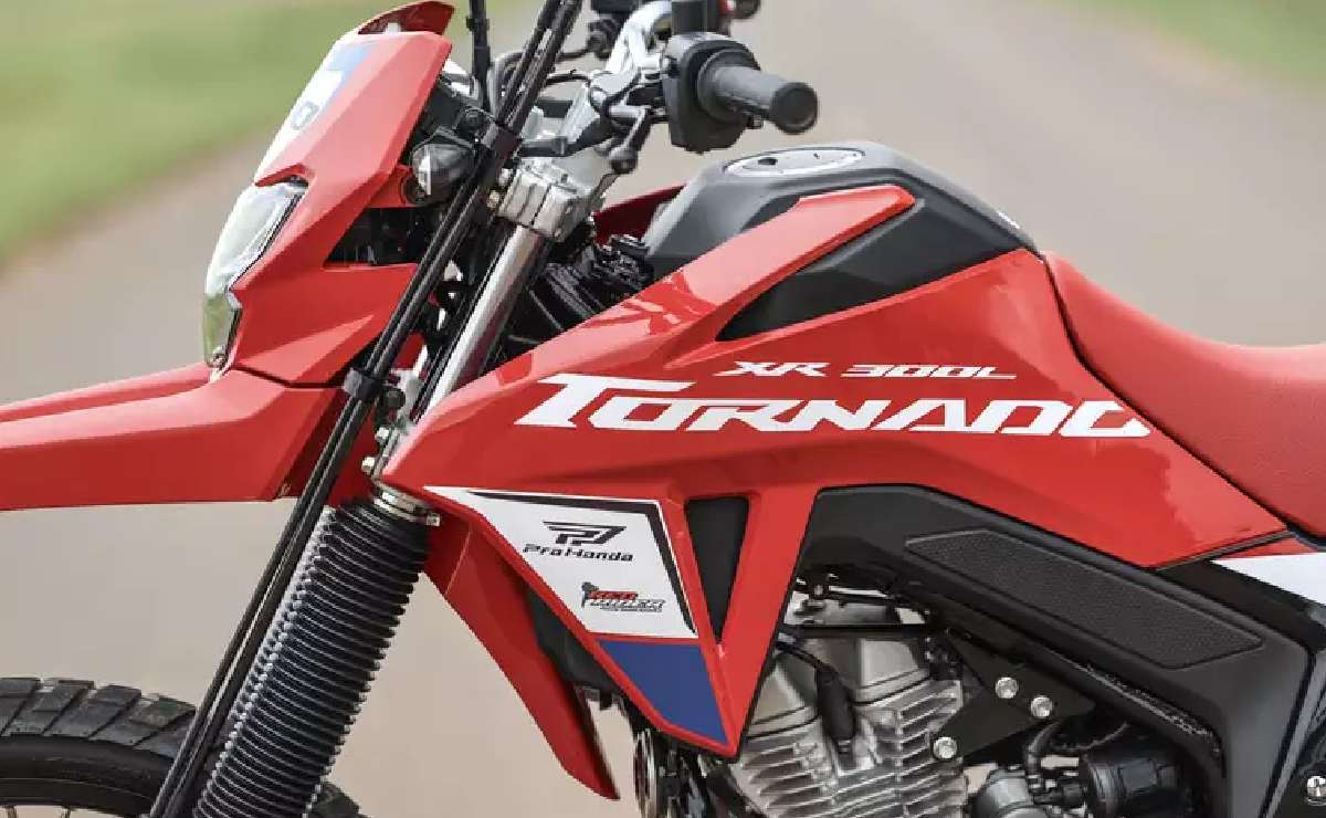 Honda Tornado Edición especial