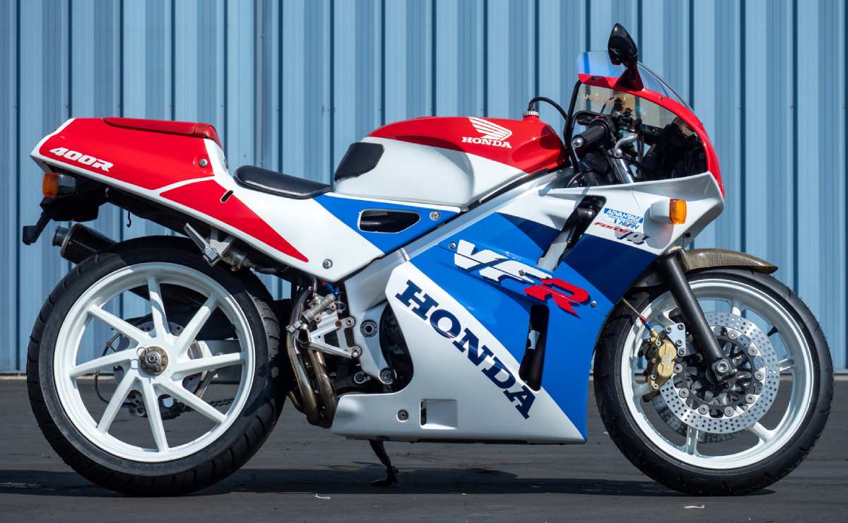 Honda VFR400R NC30 