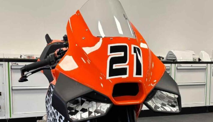 Cómo es el Super Duke Racing Kit para las naked de KTM