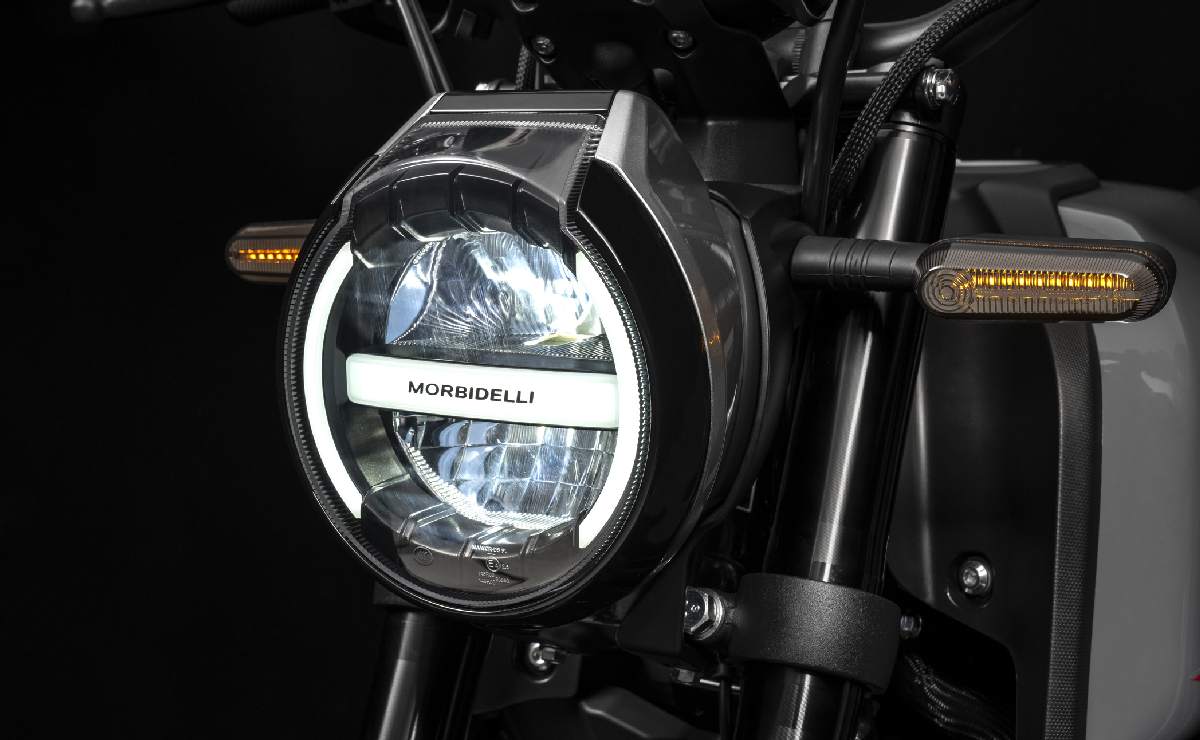 ¿Cómo está equipada la nueva moto de Morbidelli?