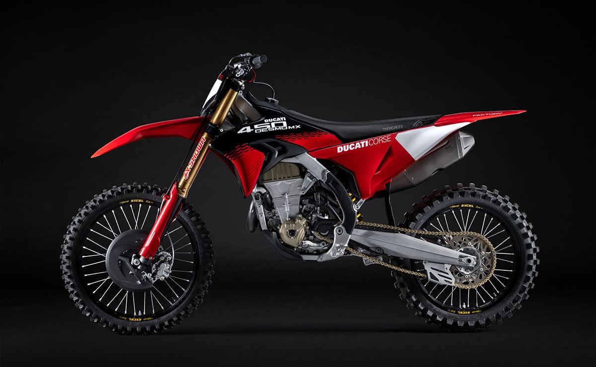 Moto Ducati Desmo450 MX Factory 2026 