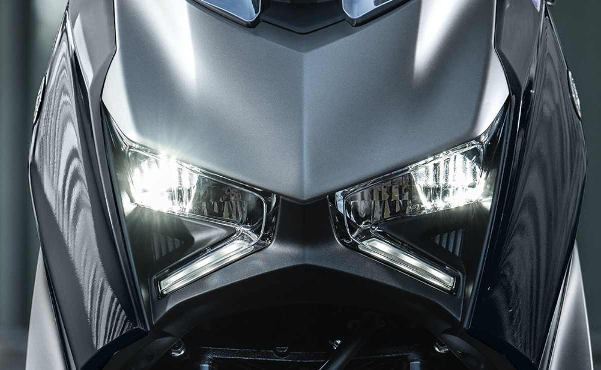 Yamaha XMax 300 Connected Precio