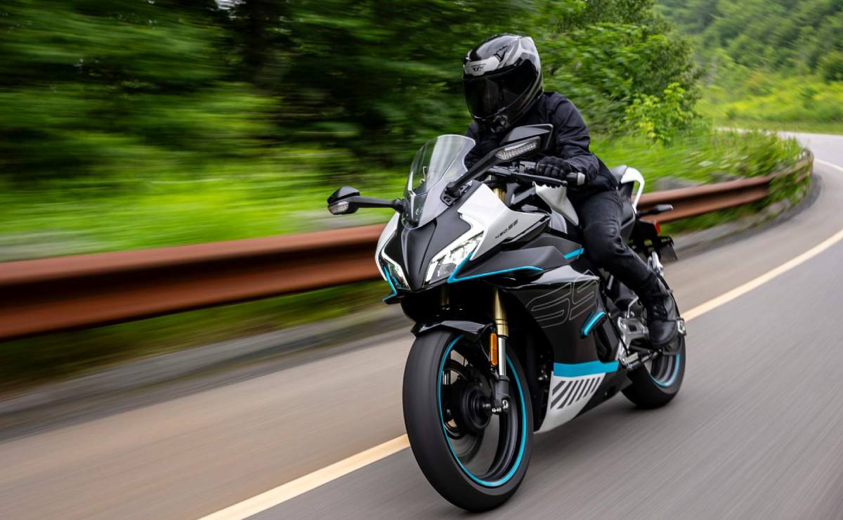 cfmoto 450ss CFMoto 450SS