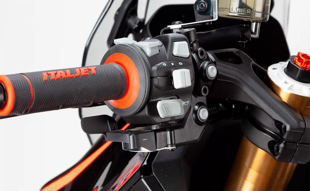 italjet dragster 459 twin 3 Italjet Dragster 459 Twin