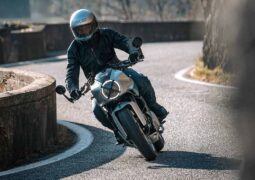 moto Ducati Formula 73