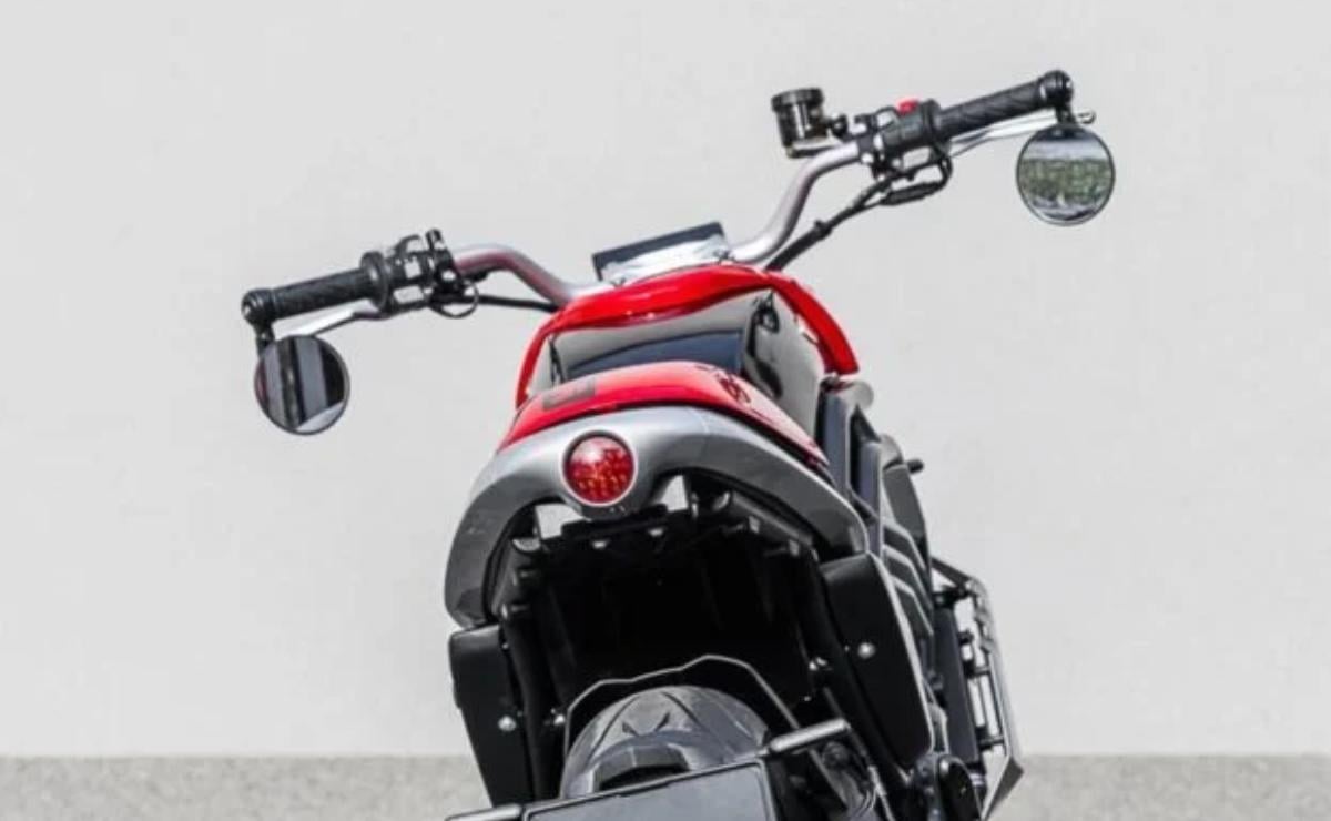 Moto neo-retro Jawa 730 Twin