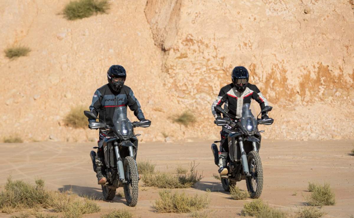 moto trail rieju 300 rally 5 Moto trail Rieju Aventure 300 Rally