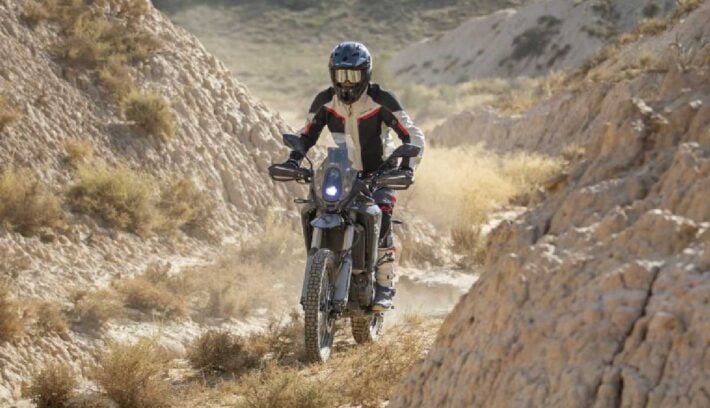 Moto trail Rieju Aventure 300 Rally