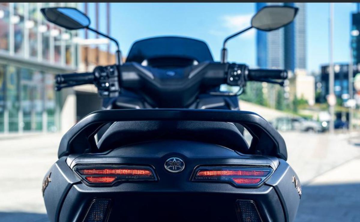 yamaha nmax 155 tech max 2026 2 Yamaha NMAX 155 Tech MAX 2026