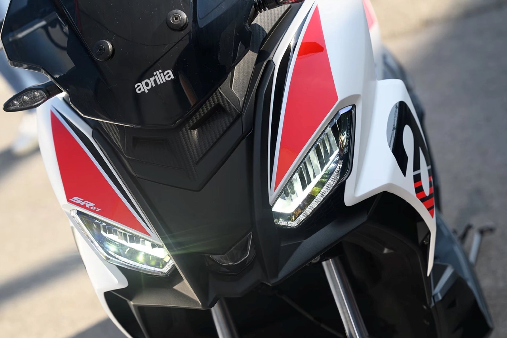 Aprilia SR GT 200 Sport 2 Aprilia SR GT200 Sport