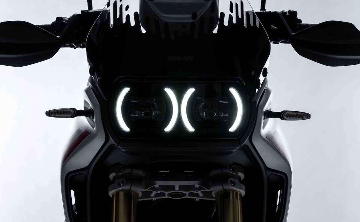 ducati desertx 2026 2 Ducati DesertX 2026