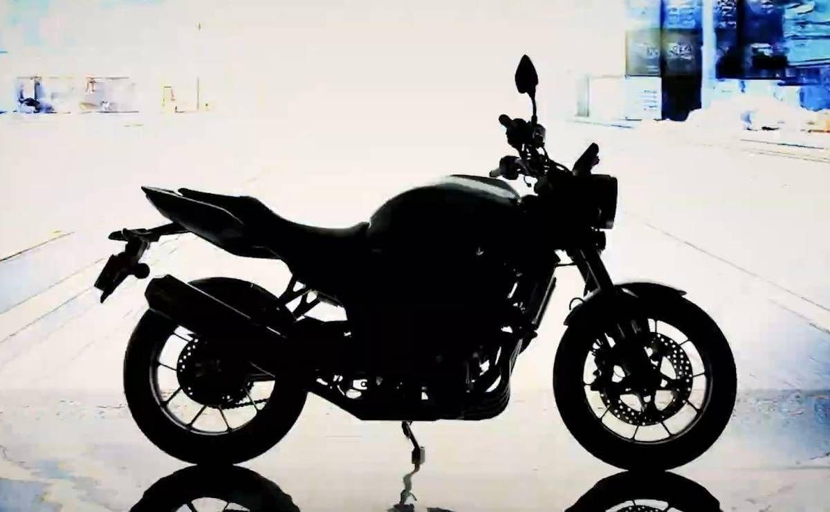 Honda CB400 Super Four