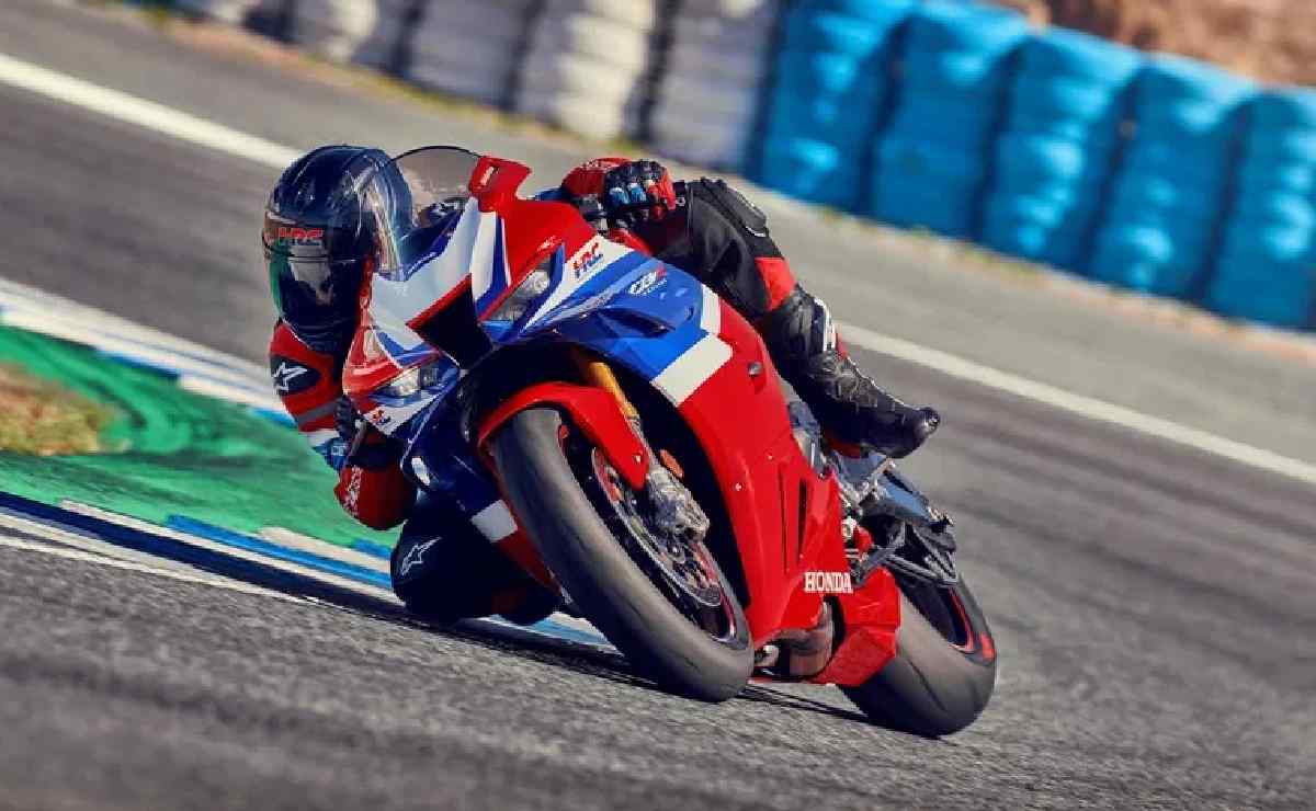 Honda CBR1000RR-R Fireblade SP