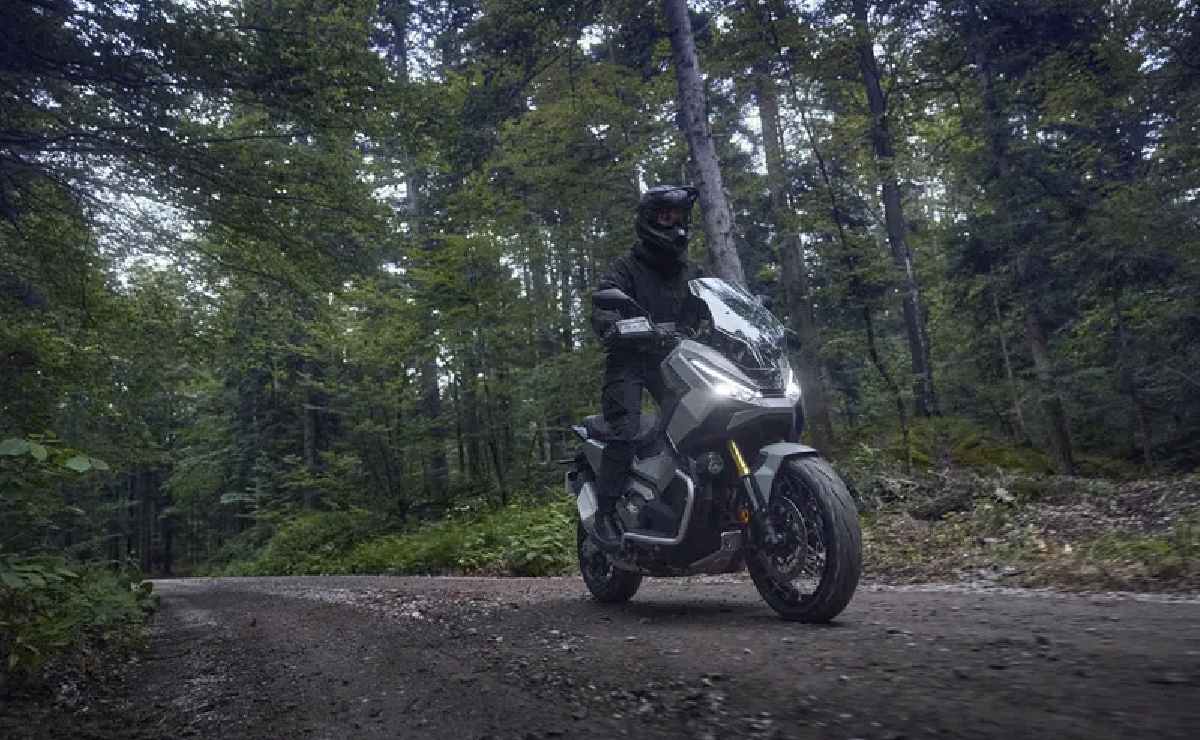 Honda X-ADV 2026 Fusión de conceptos: Scooter y Moto Trail 